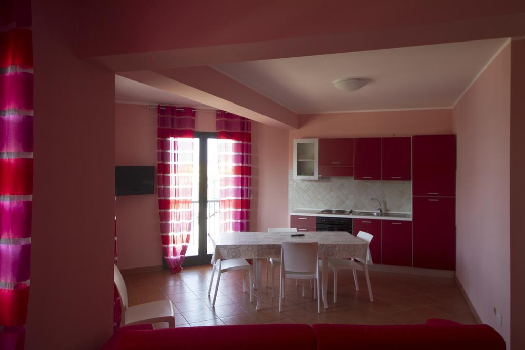 Tus'Hotel Apartments Tusa Εξωτερικό φωτογραφία