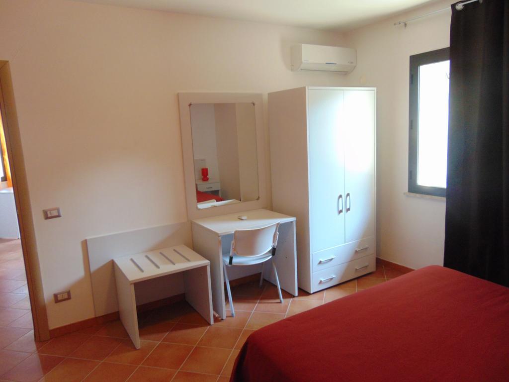 Tus'Hotel Apartments Tusa Εξωτερικό φωτογραφία